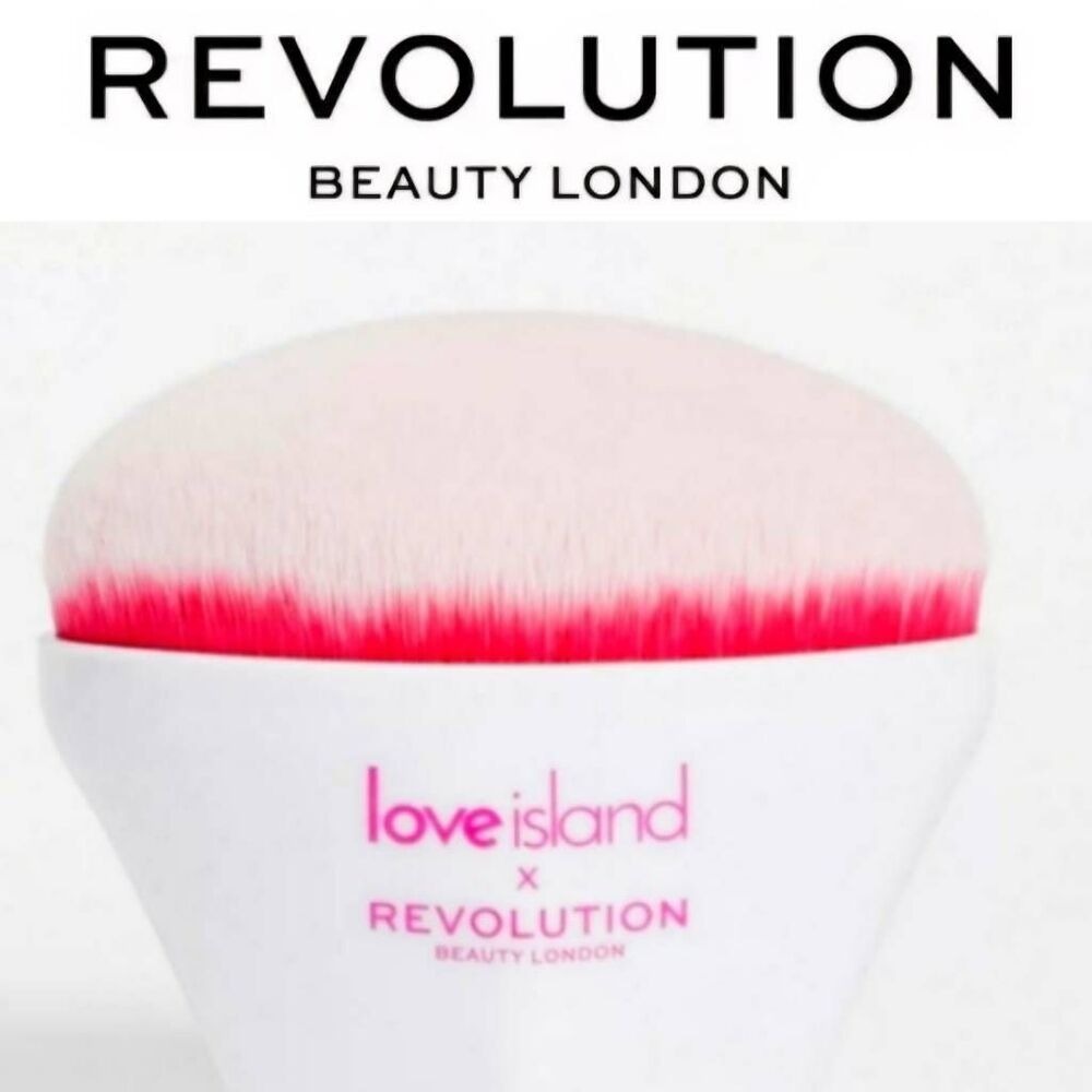 Revolution Beauty X LoveIsland Face & Body Blender Brush